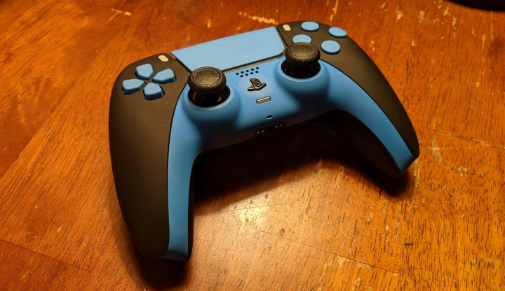 I Got a PS5 Controller from AimControllers, and This Thing Is Good